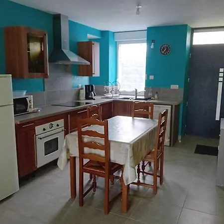 Dans La Campagne Nerisienne Néris-les-Bains